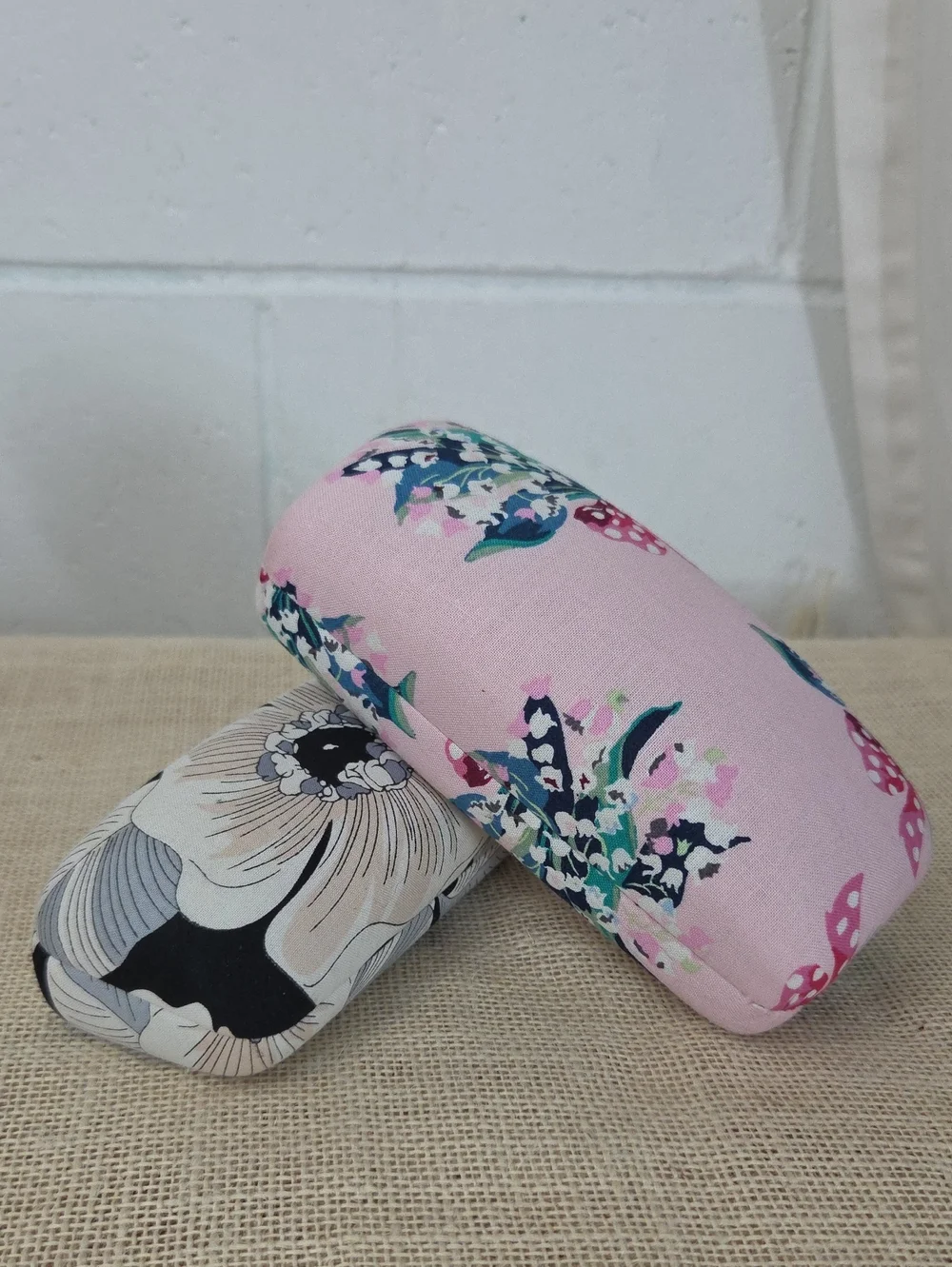 Set Of 2 Vera Bradley Floral Fabric Print Hardshell Sunglasses Cases
